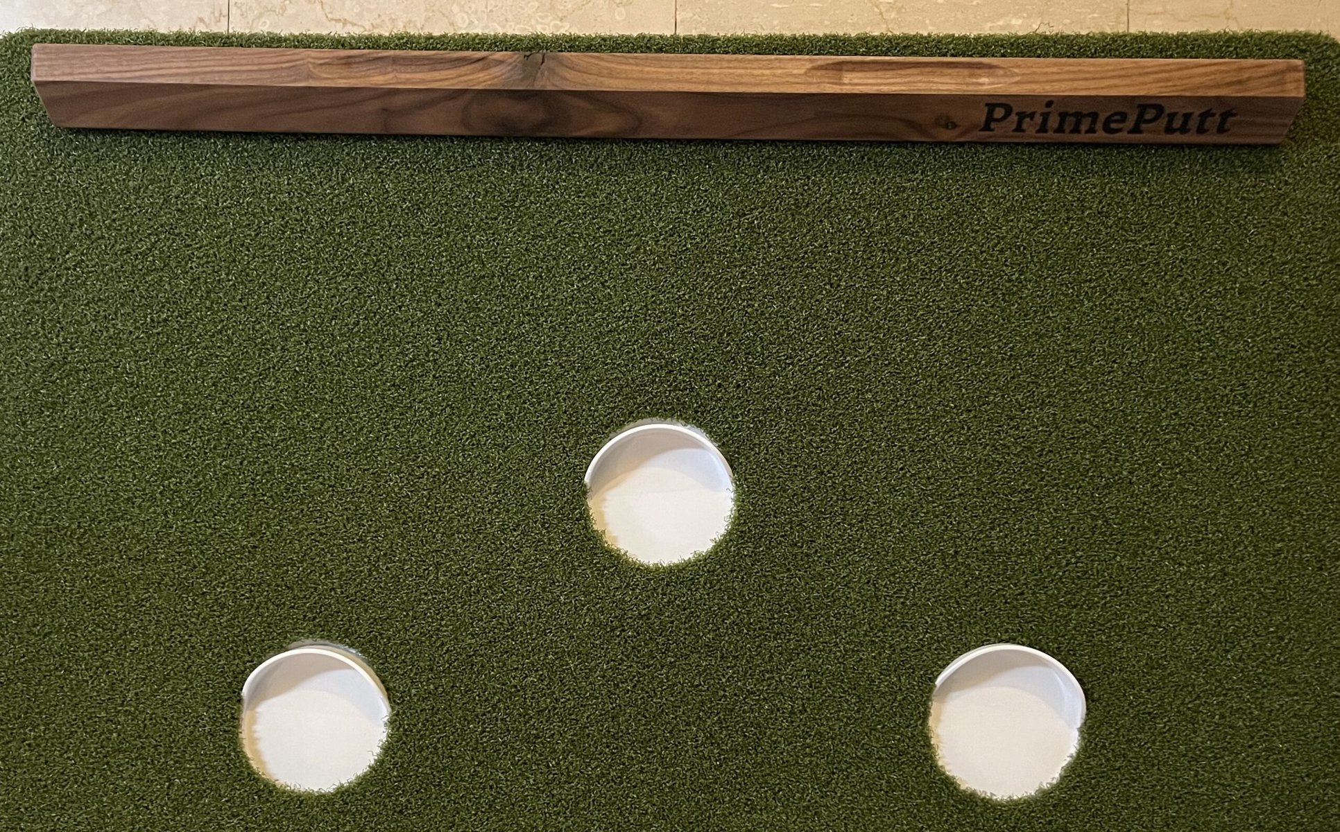 PrimePutt cups and backstop